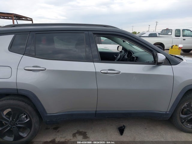 Jeep Compass 2020 3C4NJCBB8LT241802 Image 13
