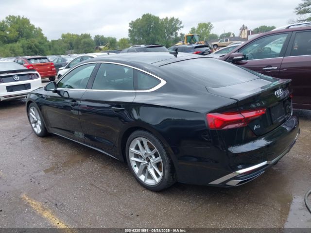 2024 AUDI A5 SPORTBACK WAUFACF58RA092538 Photo 2