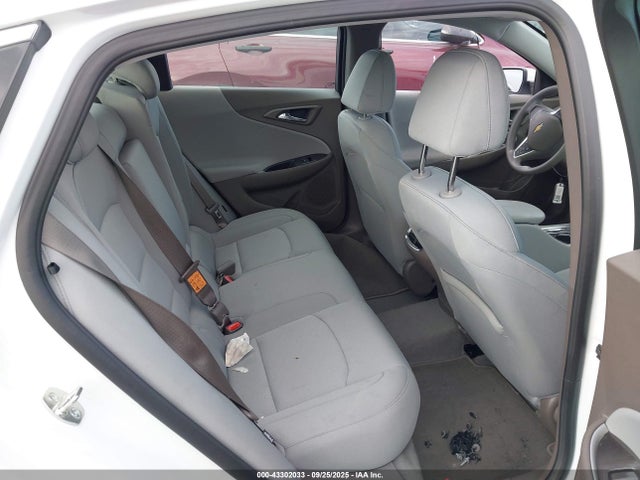 Chevrolet lfv 2025 1G1ZD5ST3SF157014 Image 8