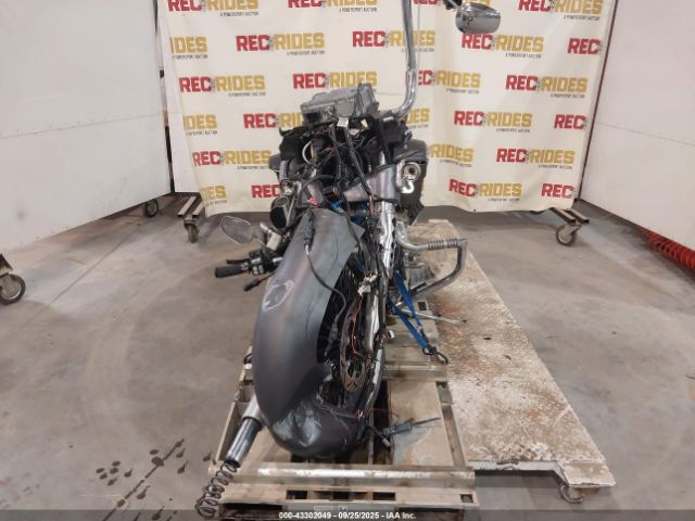 2017 HARLEY-DAVIDSON FLHXS 1HD1KRC12HB673040 Photo 4