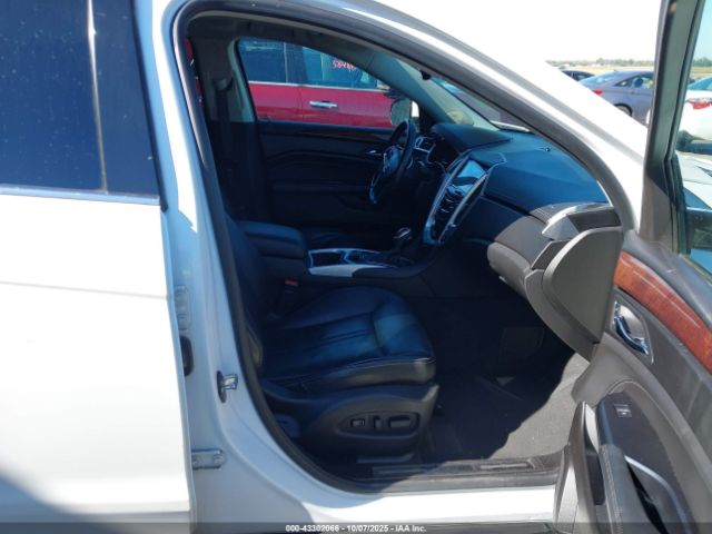 2016 CADILLAC SRX 3GYFNEE31GS535797 Photo 4