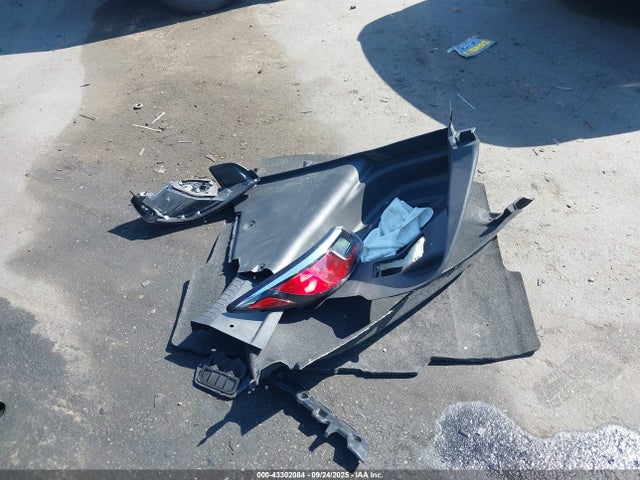 3MYDLBYV9HY167321 Toyota p5v