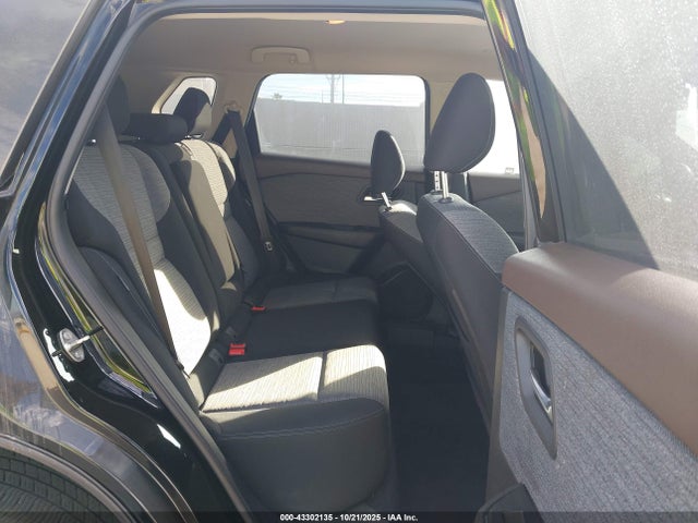 Nissan 2023 2023 JN8BT3BA2PW405652 Image 8