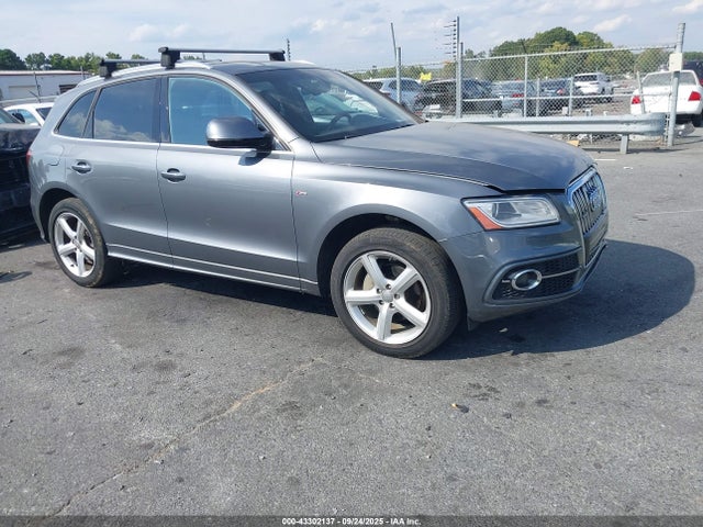 2017 AUDI Q5 WA1M2AFP7HA060654 Photo 0