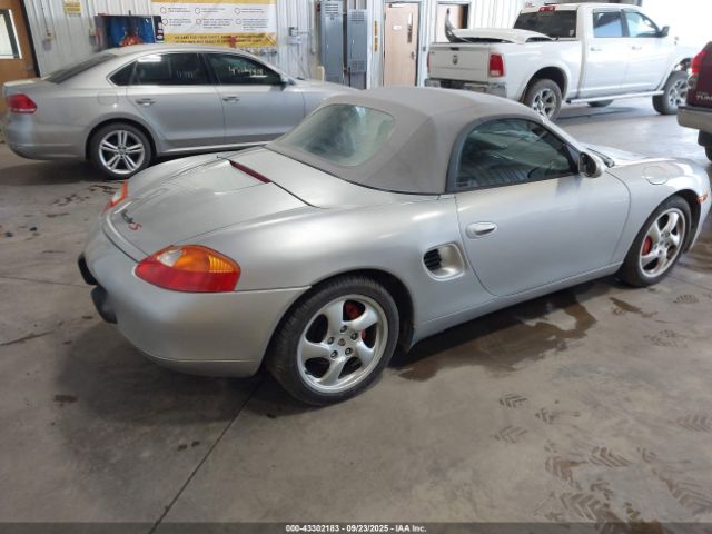 2002 PORSCHE BOXSTER WP0CB29812U662614 Photo 3