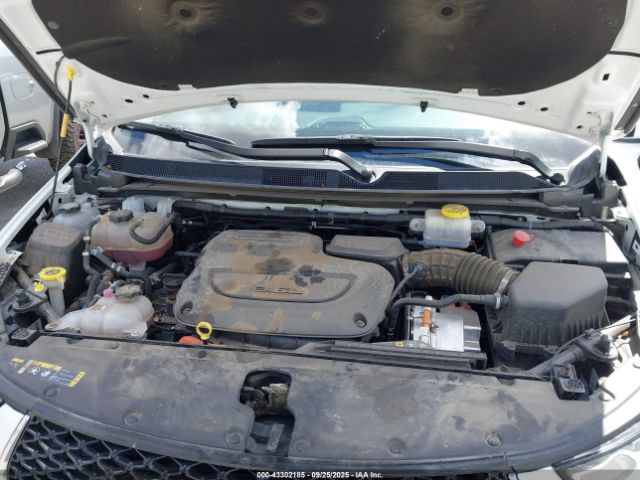 2024 CHRYSLER PACIFICA HYBRID 2C4RC1S76RR181235 Photo 9