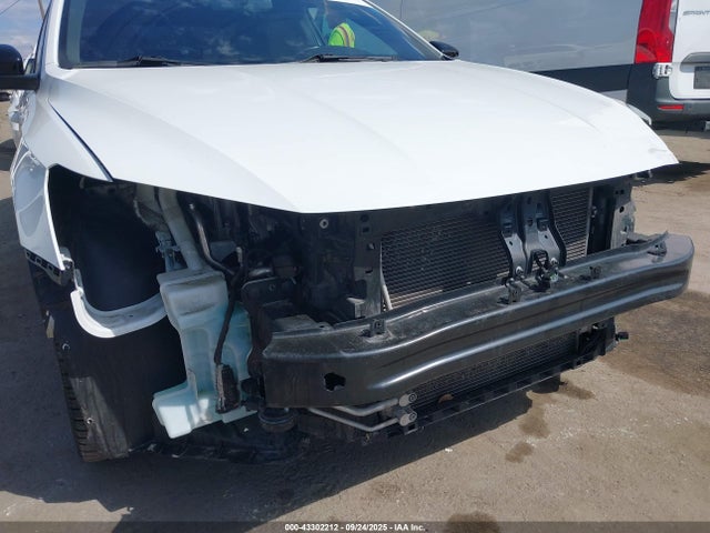 1VWJM7A34JC038838 Volkswagen fsi