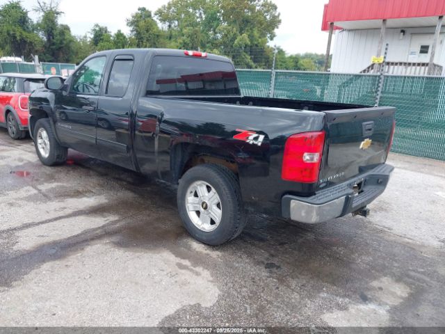 2013 CHEVROLET SILVERADO 1500 1GCRKSE76DZ264960 Photo 2