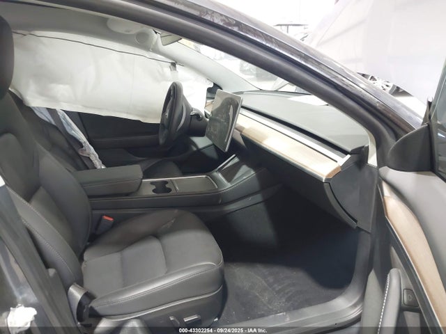 2023 TESLA MODEL 3 5YJ3E1EC9PF608893 Photo 4