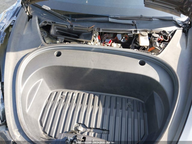 2022 TESLA MODEL 3 5YJ3E1EB4NF240157 Photo 9