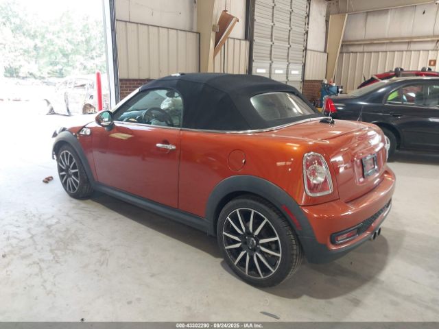 2013 MINI ROADSTER WMWSY3C56DT593813 Photo 2