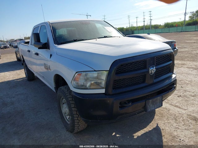 3C6UR5HL8JG377215 RAM 2500