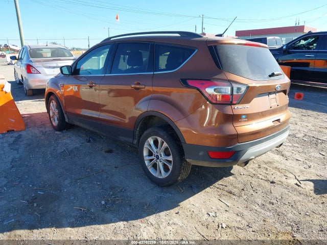 Ford 2017 2017 1FMCU9G96HUB56554 Image 3