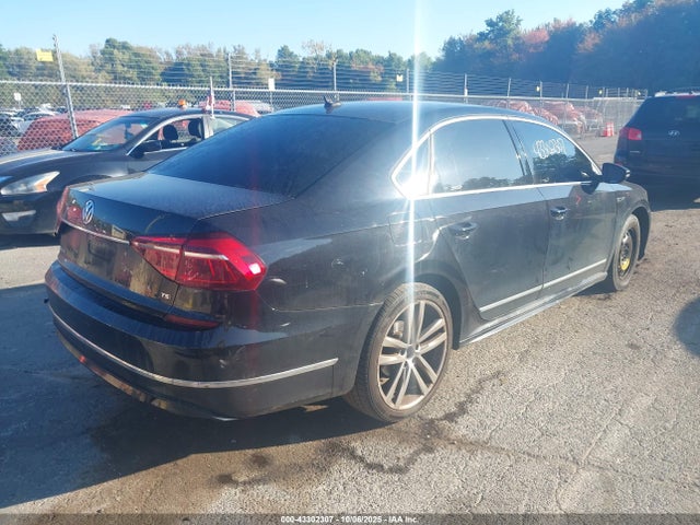 2017 Volkswagen Passat 1.8t R-line მანქანა იყიდება აუქციონზე, vin: 1VWDT7A35HC082650, აუქციონის ნომერი: 43302307