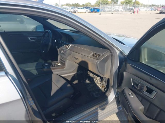 2010 MERCEDES-BENZ E 350 WDDHF8HB1AA133583 Photo 4