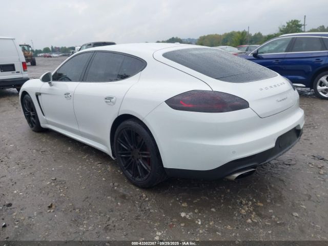 2016 PORSCHE PANAMERA WP0AA2A78GL005447 Photo 2