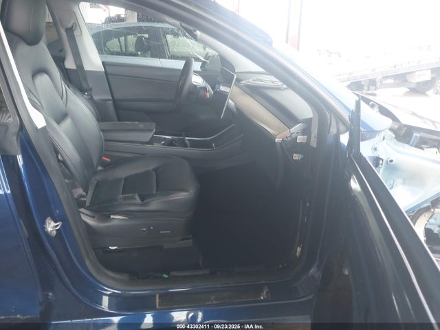 2021 TESLA MODEL Y 5YJYGDEEXMF070574 Photo 4