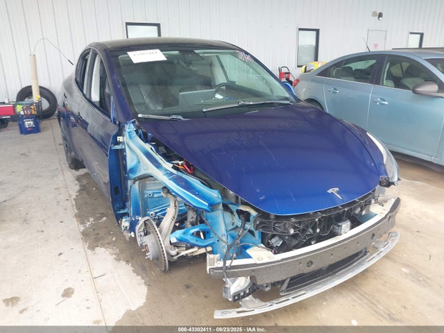 2021 TESLA MODEL Y 5YJYGDEEXMF070574 Photo 5