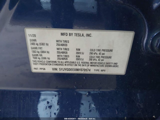 2021 TESLA MODEL Y 5YJYGDEEXMF070574 Photo 8