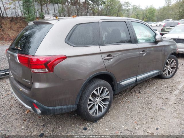 2017 MITSUBISHI OUTLANDER JA4AZ3A35HZ015762 Photo 3