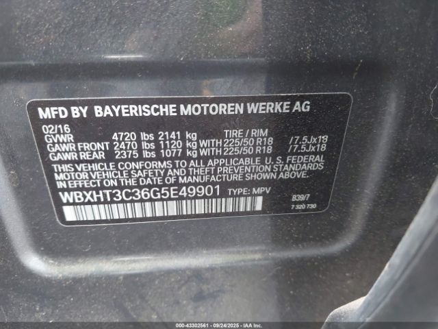 2016 BMW X1 WBXHT3C36G5E49901 Photo 8