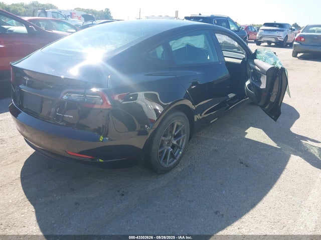 2022 TESLA MODEL 3 5YJ3E1EB7NF323369 Photo 3