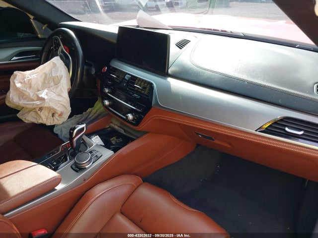 2021 BMW M5 WBS83CH05MCF71418 Photo 4
