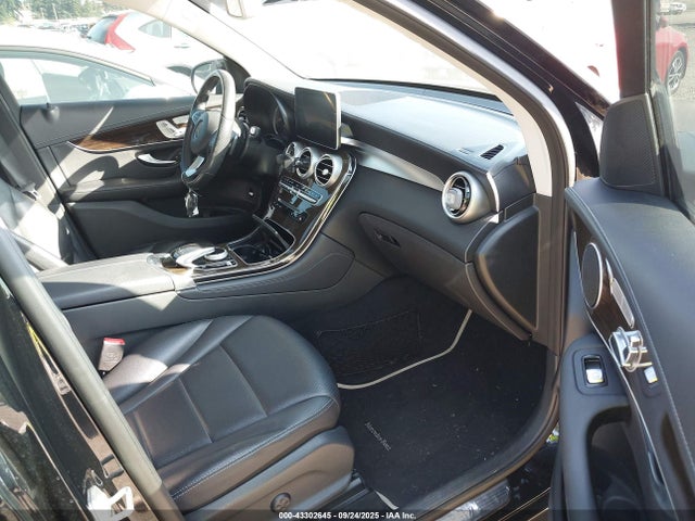 WDC0G4KB3GF075181 Mercedes-Benz m274