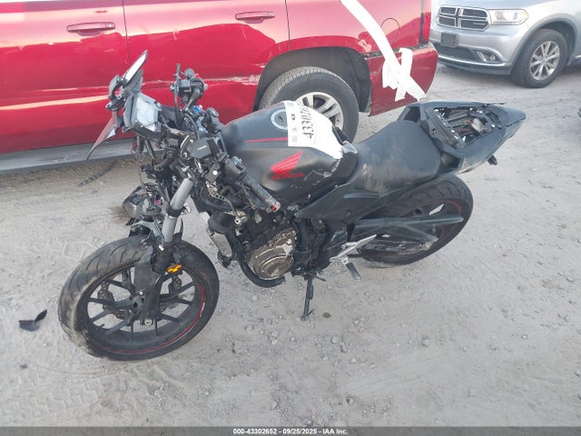 Honda Cbr500 R 2019 MLHPC6218K5000233 Image 2