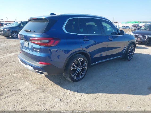 2021 BMW X5 5UXCR4C00M9F95358 Photo 3