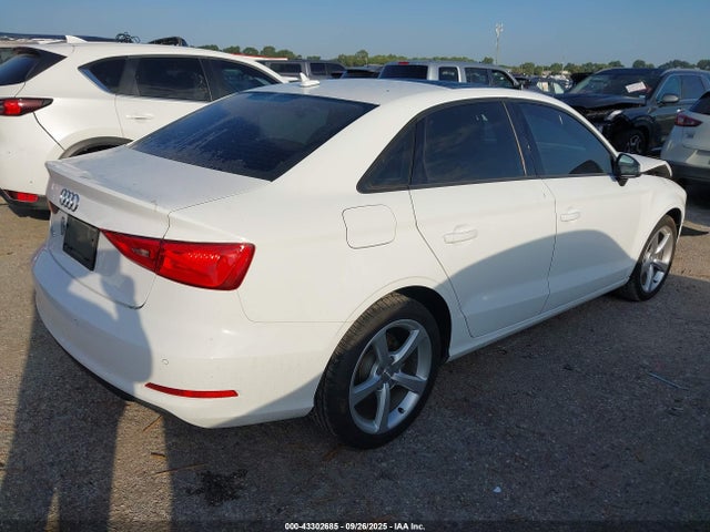 2016 AUDI A3 WAUA7GFF1G1049231 Photo 3