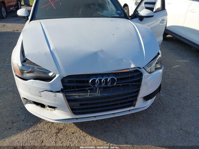 2016 AUDI A3 WAUA7GFF1G1049231 Photo 5