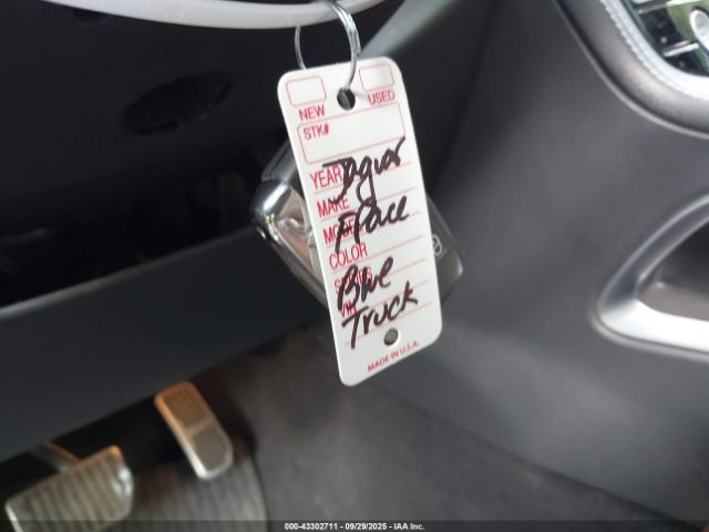 2019 JAGUAR F-PACE SADCM2FV5KA358812 Photo 10