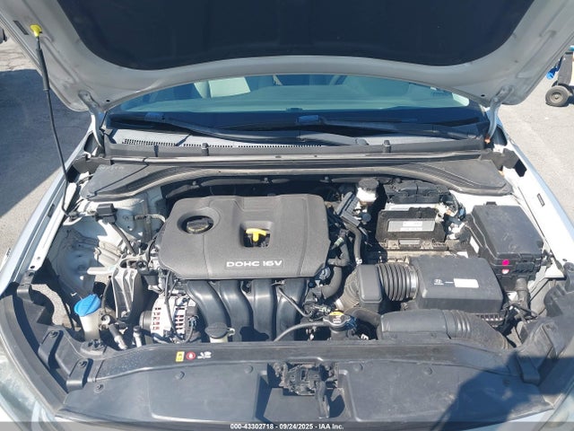 5NPD84LF3HH140558 Hyundai 2017