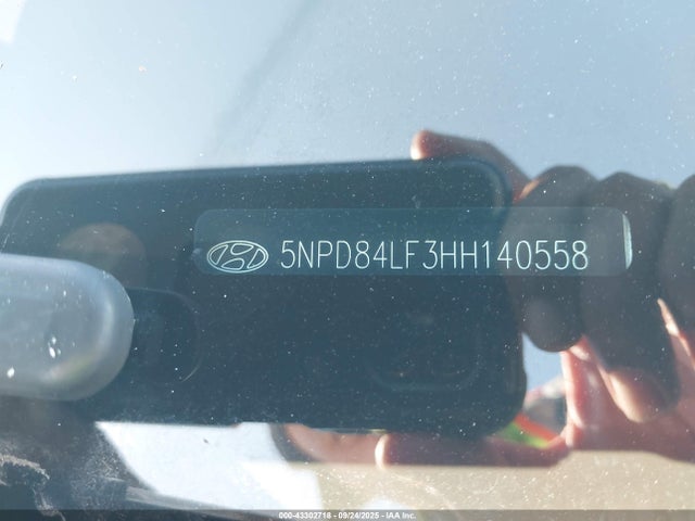5NPD84LF3HH140558 Hyundai 2017
