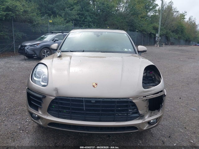 Porsche Macan 2018 WP1AA2A50JLB11220 Image 13