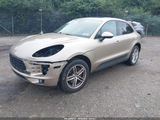 Porsche Macan 2018 WP1AA2A50JLB11220 Image 2