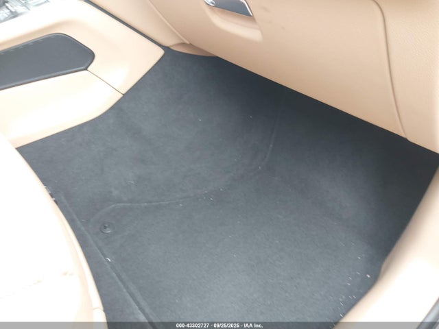 Porsche Macan 2018 WP1AA2A50JLB11220 Image 8