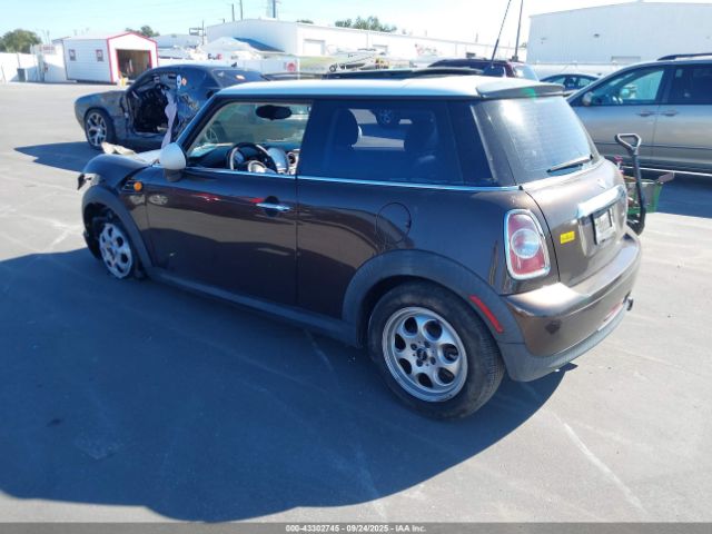 2012 MINI COOPER WMWSU3C52CT542738 Photo 2