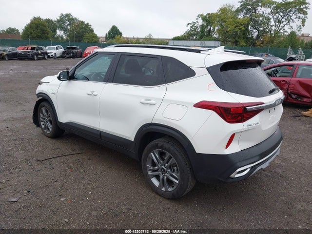 KNDEUCAA5N7265420 KIA SELTOS S