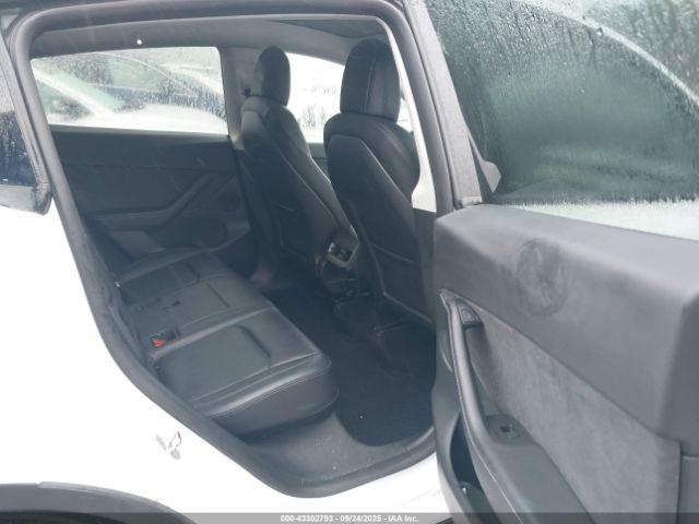 2022 TESLA MODEL Y 7SAYGDEE6NF442786 Photo 7