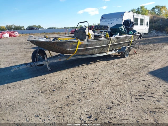 G3 18 Gator Tough Jon 2020 GEN56468F920 Image 2