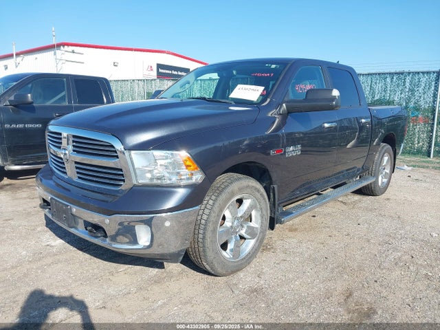 RAM 1500 2018 1C6RR7LM5JS247161 Image 2