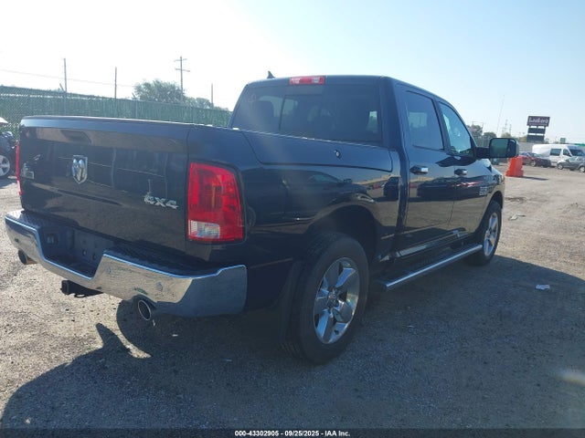 RAM 1500 2018 1C6RR7LM5JS247161 Image 4