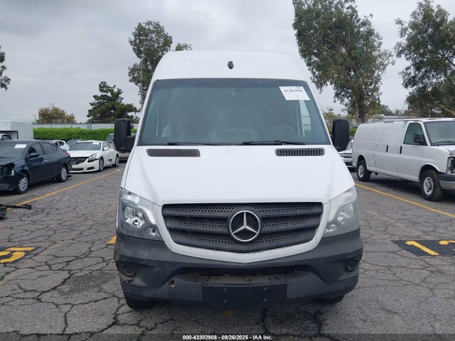 Mercedes-Benz Sprinter 2016 WD3PE8CD0GP273626 Image 12