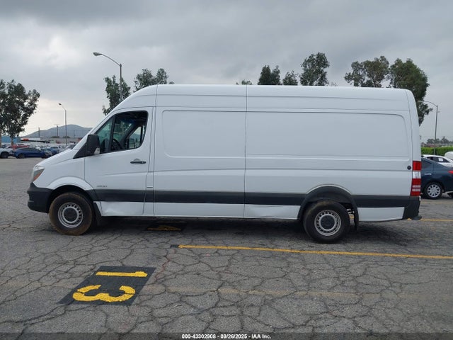Mercedes-Benz Sprinter 2016 WD3PE8CD0GP273626 Image 14