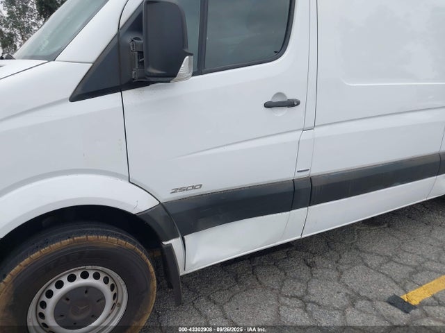 Mercedes-Benz Sprinter 2016 WD3PE8CD0GP273626 Image 18