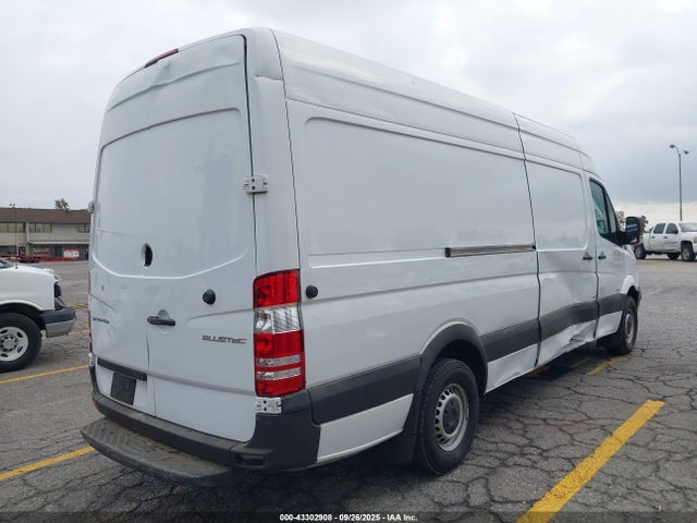 Mercedes-Benz Sprinter 2016 WD3PE8CD0GP273626 Image 4