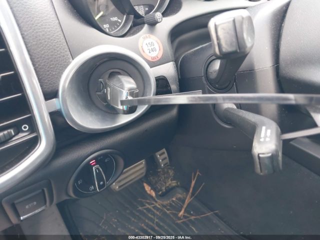 2017 PORSCHE CAYENNE E-HYBRID WP1AE2A23HLA70005 Photo 10