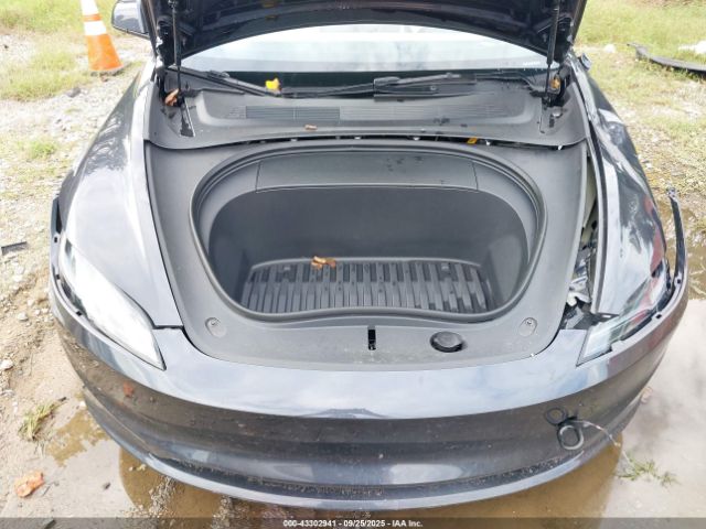 2024 TESLA MODEL 3 5YJ3E1EBXRF808966 Photo 9
